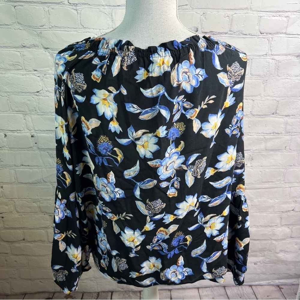 White House Black Market Floral Blouse Top Medium - Picture 3 of 6